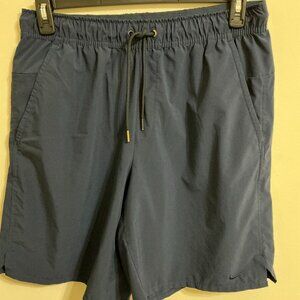 Nike Unlimited Men's Dri-FIT 9" Unlined Versatile Shorts